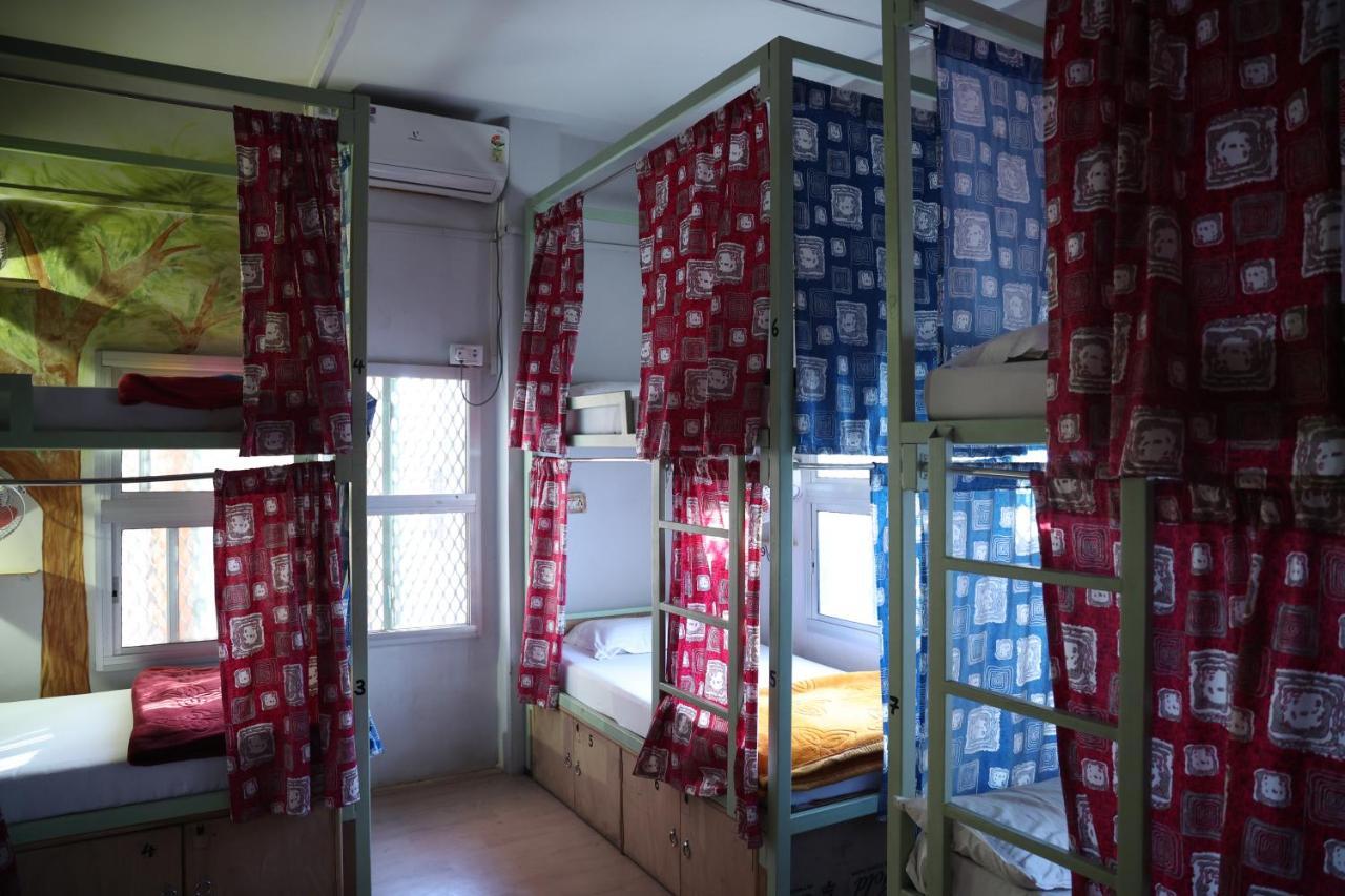 Good Vibes Hostel Váránaszi Kültér fotó