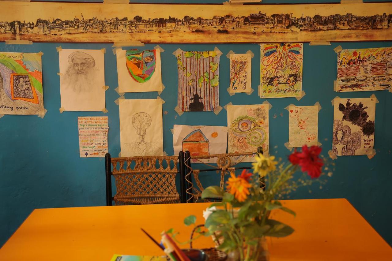 Good Vibes Hostel Váránaszi Kültér fotó